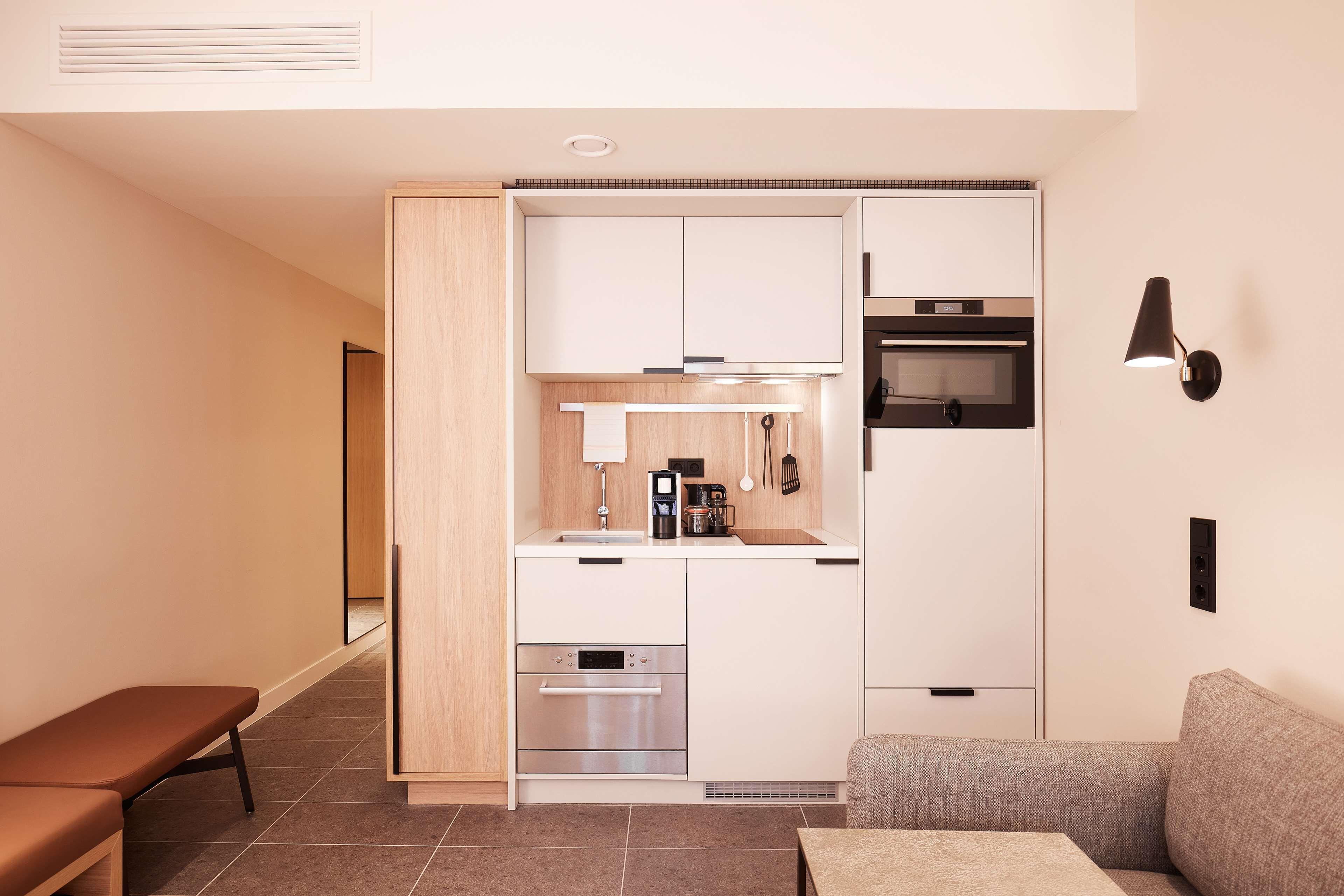 Adina Apartment Hotel Dusseldorf, Dusseldorf